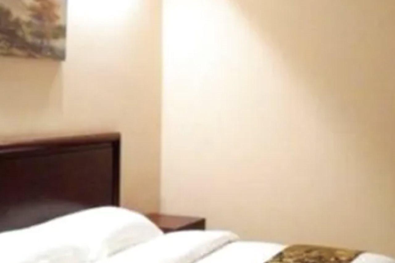 Greentree Inn Henan Qinyang Middle Huaifu Road Express Hotel Exterior photo