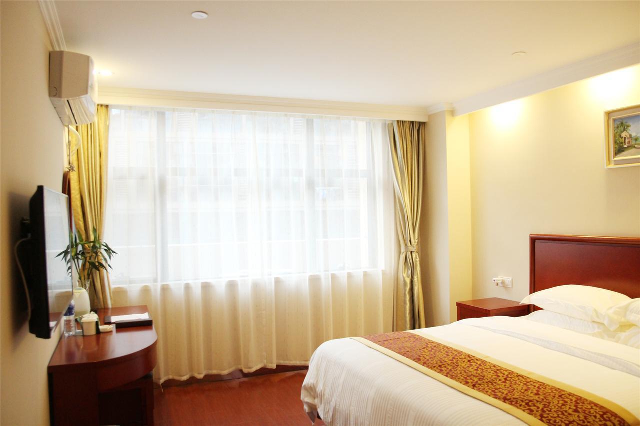 Greentree Inn Henan Qinyang Middle Huaifu Road Express Hotel Exterior photo