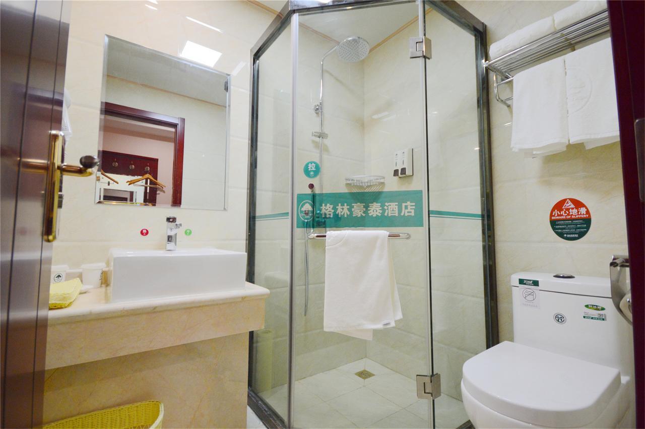 Greentree Inn Henan Qinyang Middle Huaifu Road Express Hotel Exterior photo