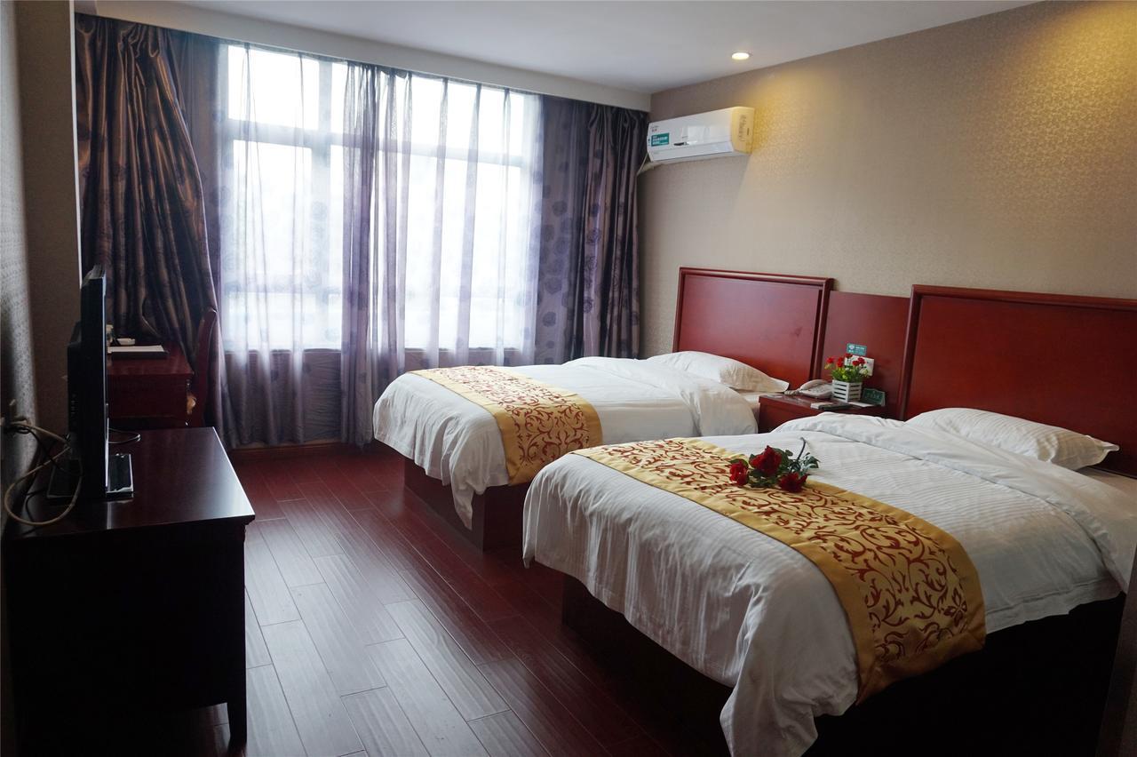 Greentree Inn Henan Qinyang Middle Huaifu Road Express Hotel Exterior photo