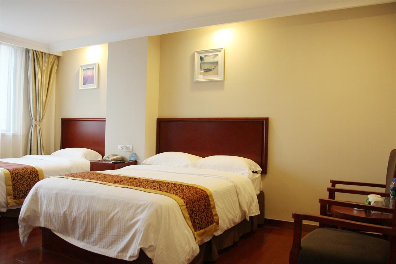 Greentree Inn Henan Qinyang Middle Huaifu Road Express Hotel Exterior photo