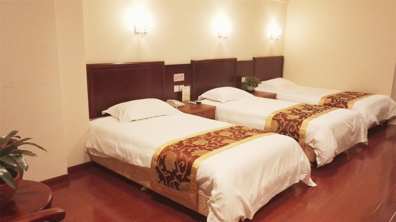 Greentree Inn Henan Qinyang Middle Huaifu Road Express Hotel Exterior photo